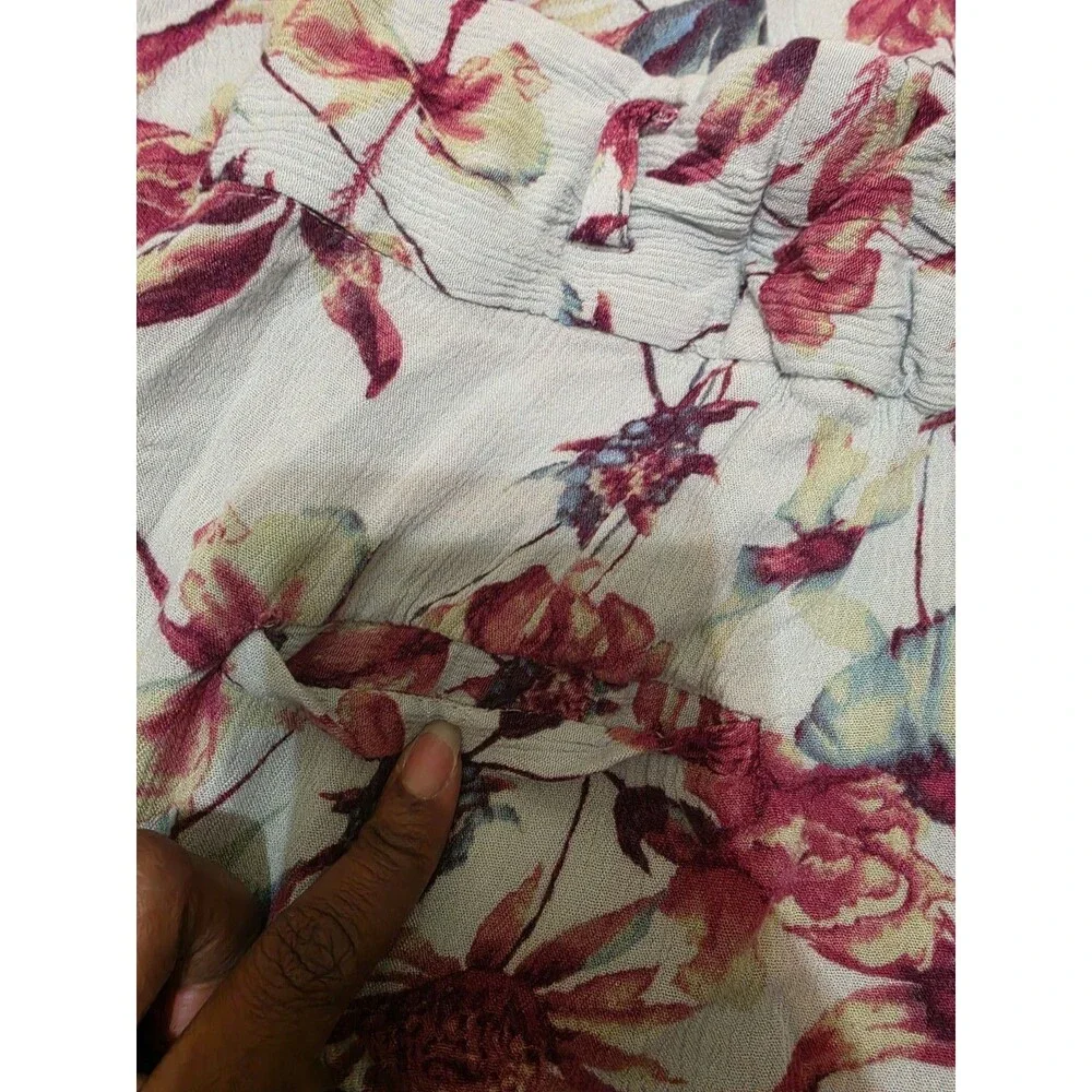 Signature Studio Women's Floral Wide Leg Culottes Pants Size L Pockets